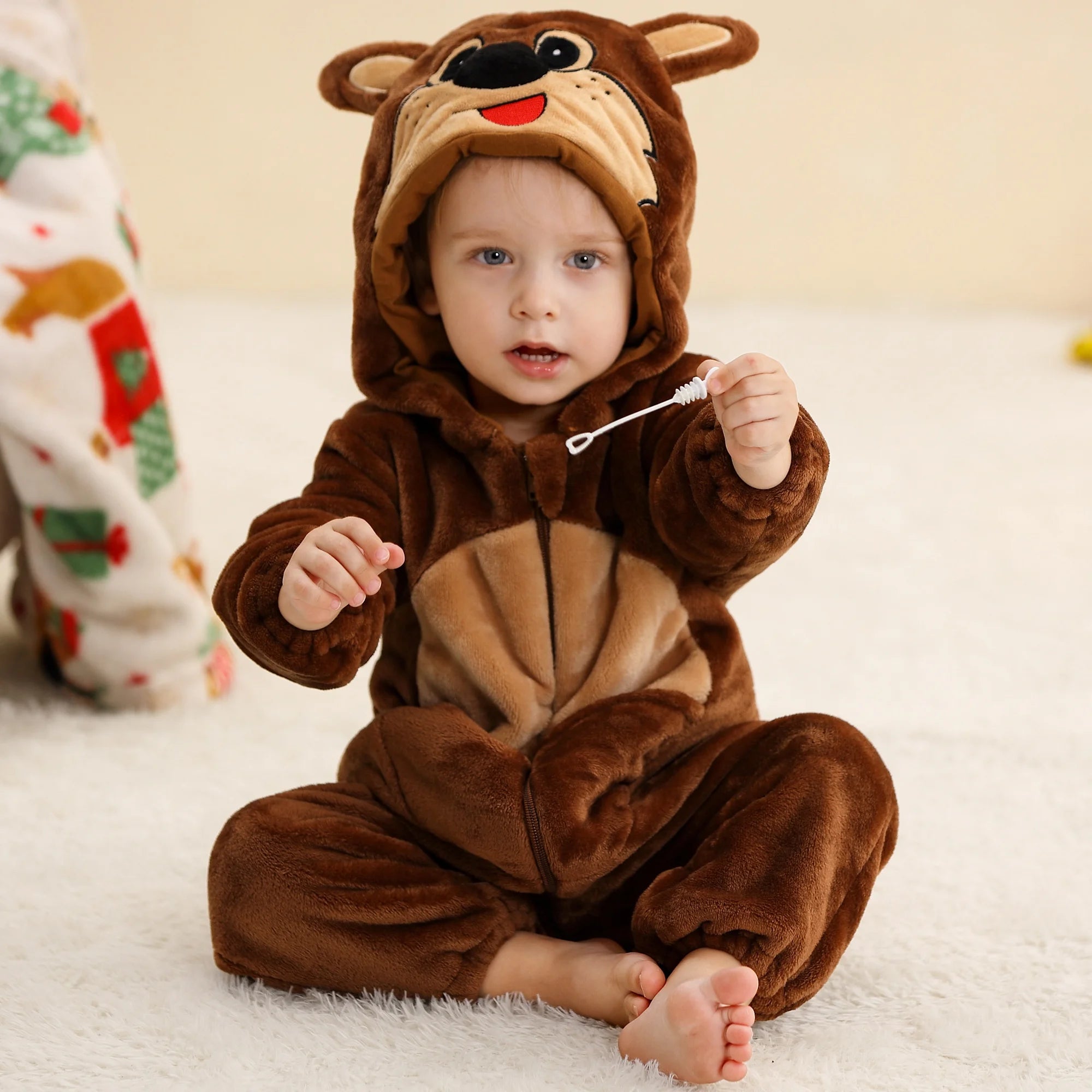 Michley Wholesale OEM High Quality Flannel Rompers Newborn Baby Clothes Cute Brown Animal Onesie Zipper Rompers Kids Pyjamas