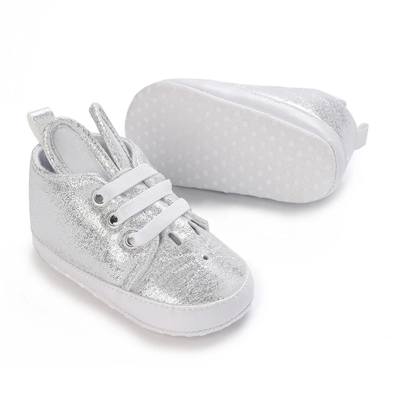 Spring and Autumn New Baby Shoes Classic Canvas Shoes Baby Shoes Don't Fall Off Soft soled Sneakers Baby Shoes