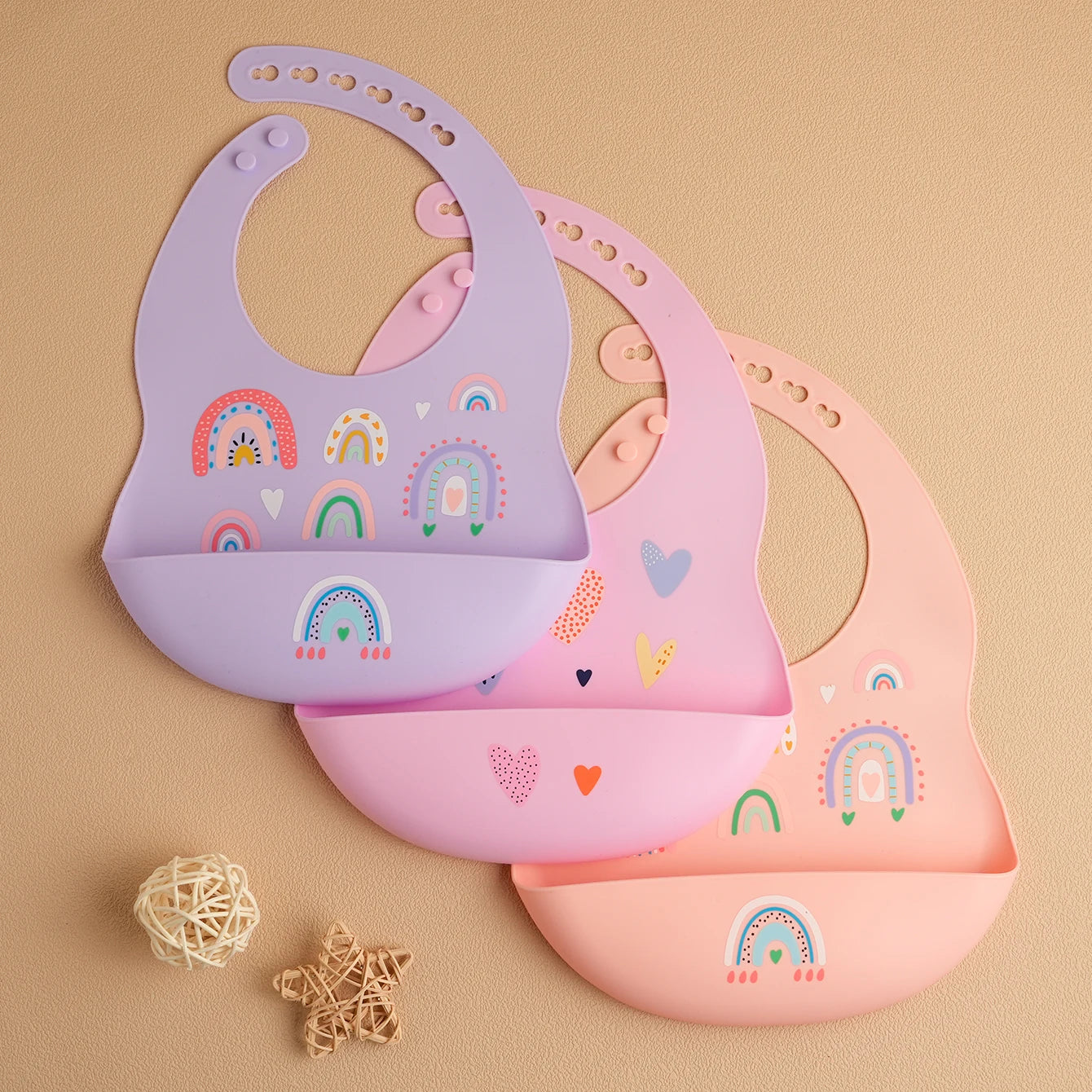 1PCS Baby Silicone Bibs Cartoon Pattern Baby Bib Waterproof Baby Items Adjustable Cute Kids Drool Towels Cute Cartoon Pattern