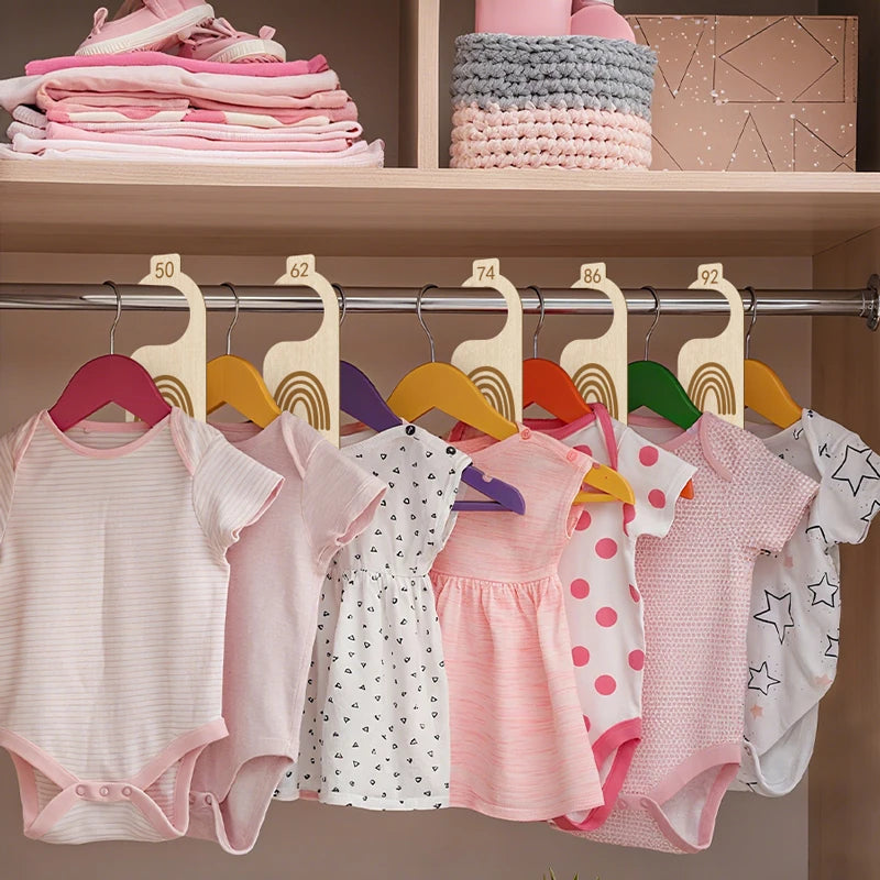 8Pcs Baby Clothes Size Hanger Organizer Wooden Portable Hanger Baby Closet Dividers for Room Daily Use Wardrobe Birthday Closet
