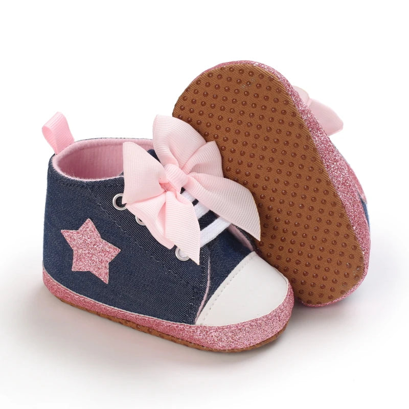 Spring and Autumn New Baby Shoes Classic Canvas Shoes Baby Shoes Don't Fall Off Soft soled Sneakers Baby Shoes